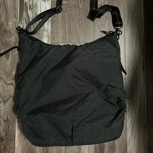 EUC Lululemon crossbody bag/tote. Heathered Grey - used maybe 2x
